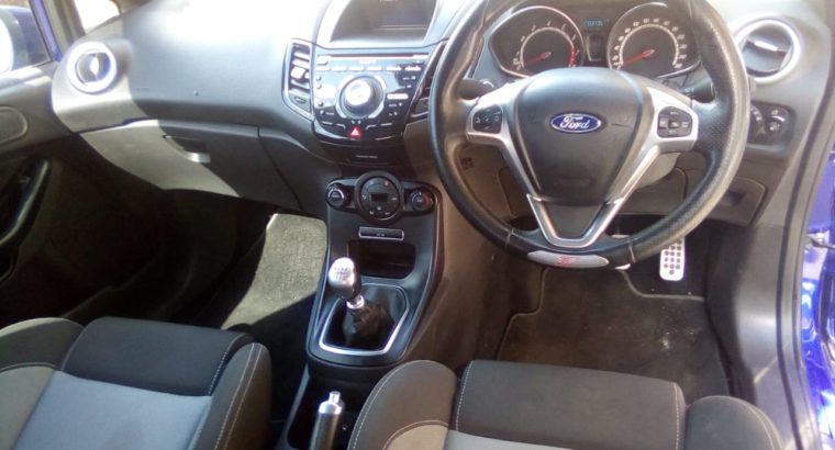 2014 ford fiestsa 1.6 ST