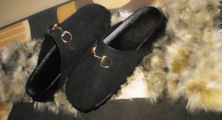 QUALITY HANDMADE BAGS AND SLIPPERS FOR BOTH MALE AND FEMALE