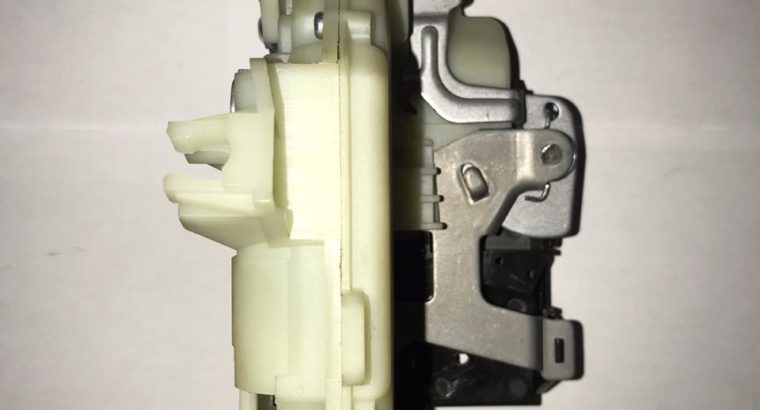 Volkswagen Golf 4 New Door Locks / Left Side / Right Side & Used
