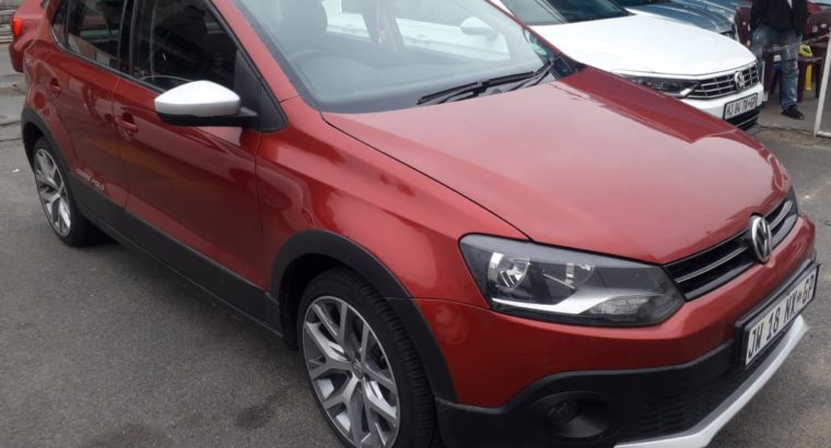 2015 Volkswagen Cross Polo 1.6 Comfortline