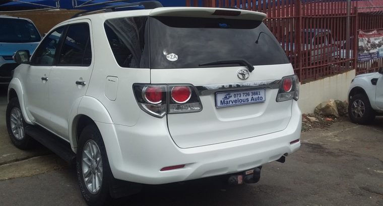 2015 Auto Toyota Fortuner 3.0 D4D