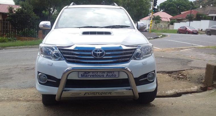 2015 Auto Toyota Fortuner 3.0 D4D