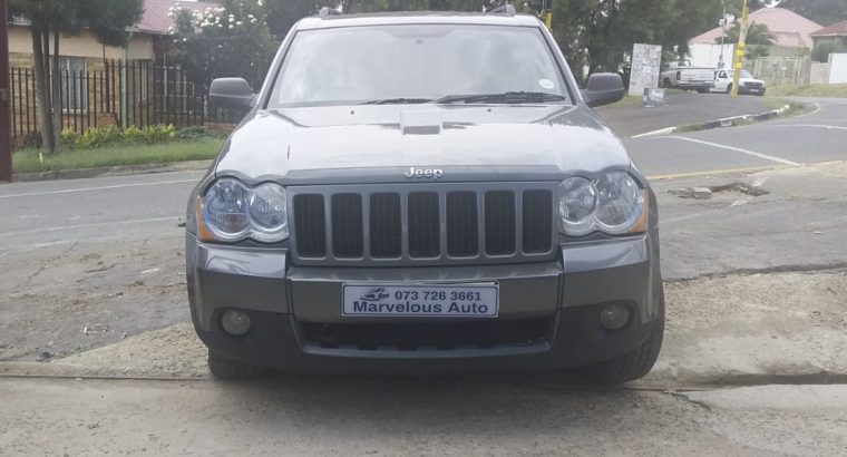 2008 Auto Jeep Laredo CRD