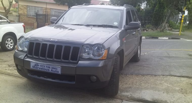 2008 Auto Jeep Laredo CRD