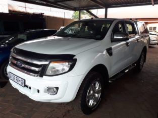 Ford – Ranger V 3.2 TDCi XLT Double Cab 4X4 Auto