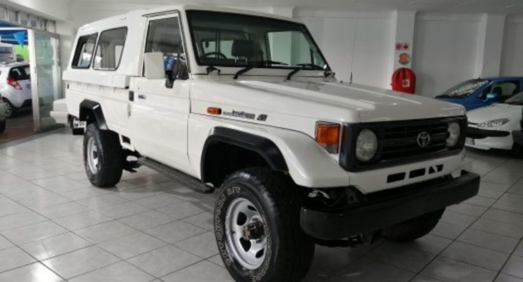 Toyota Land Cruiser 70 P Single Cab