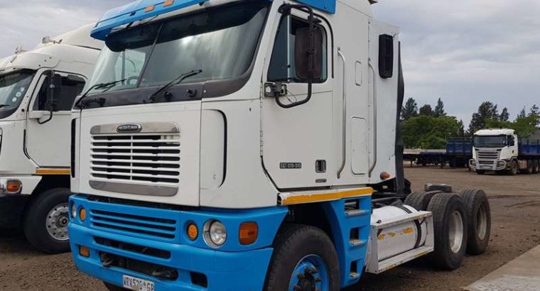 Freightliner Double axle Argosy CAT C15 515HP Reconditioned Truck