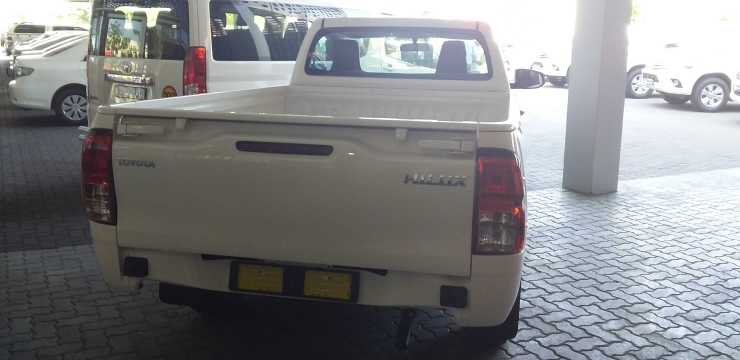 Toyota hilux single cab