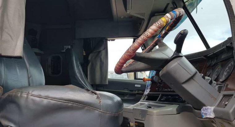 Freightliner Double axle Argosy CAT C15 515HP Reconditioned Truck