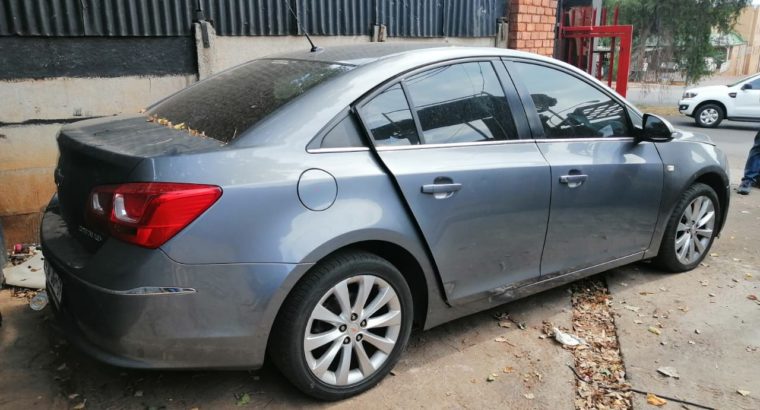 CHEV CRUZE 1.6 2015 USED SPARES FOR SALE