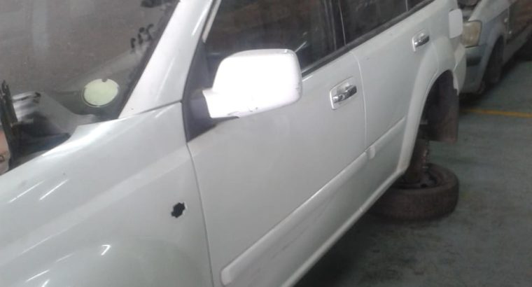 NISSAN X-TRAIL 2.2 STRIPPING FOR SPARES