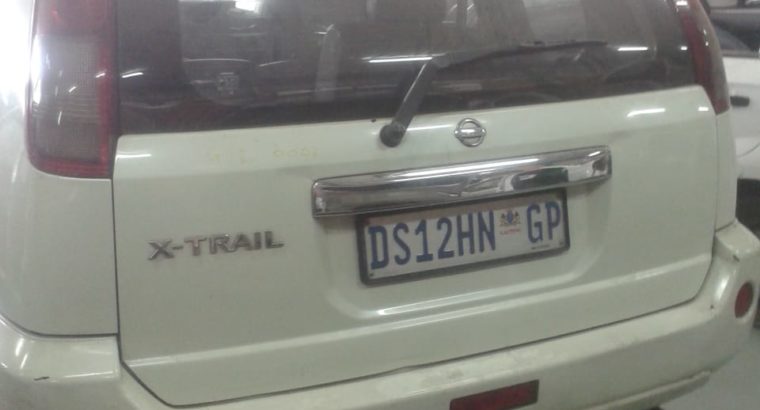 NISSAN X-TRAIL 2.2 STRIPPING FOR SPARES
