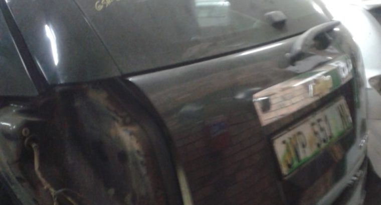 CHEV CAPTIVA 2.4 SRTIPPING FOR SPARES