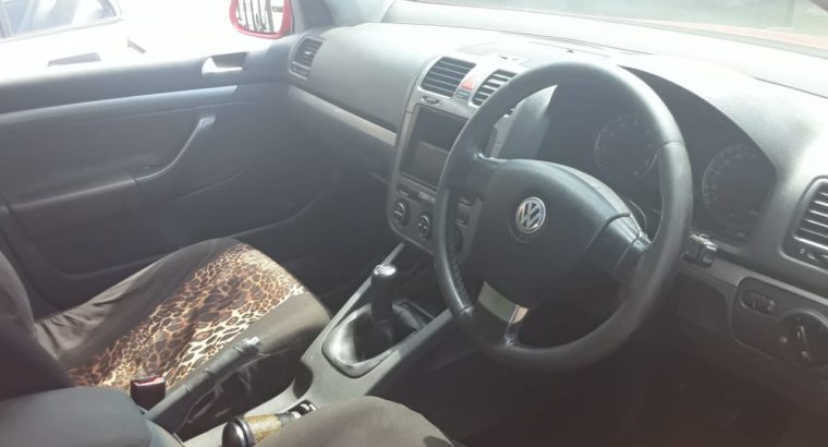 GOLF 5 2.0 STRIPPING FOR SPARES