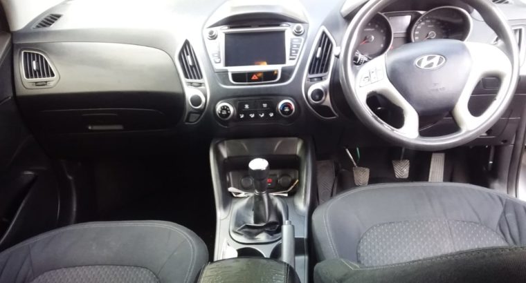 HYUNDAI IX35 2.0