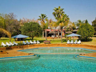 1 WEEK HOLIDAY OPPERTUNITY AT MANZI MONATE!!