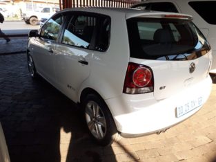 Volkswagen (VW) – Polo Vivo GP 1.6 Hatch 5 Door GT
