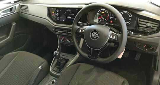 2015 model Volkswagen polo tsi 1.2 for sale
