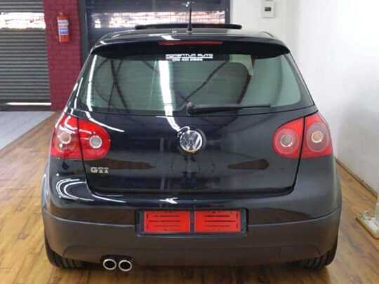 Volkswagen golf G T I 1.6