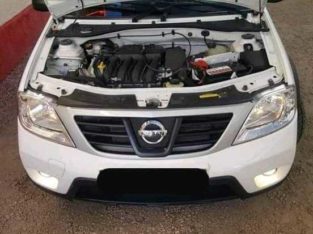 Nissan np200