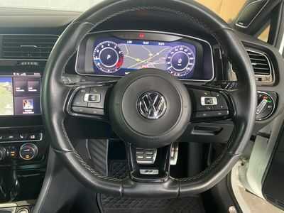 Volkswagen golf R