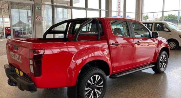 2019 ISUZU D-MAX 250 DOUBLE CAB BAKKIE