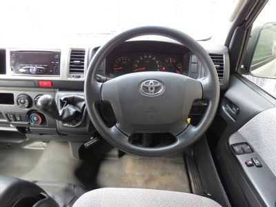 2018 TOYOTA QUANTUM 2.5D-4D