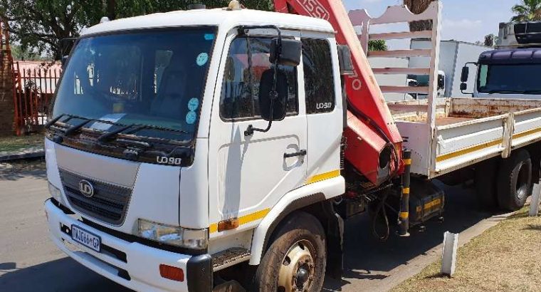 UD 90 Crane truck