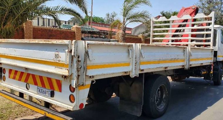 UD 90 Crane truck