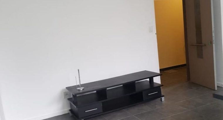 OPTIONS available! 2 Bedroom flat to rent alone or share