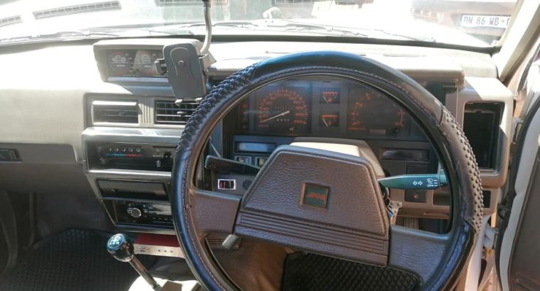 1998 Nissan 1 tonner 4×4 V6 0.3 long wheelbase single cab bakkie