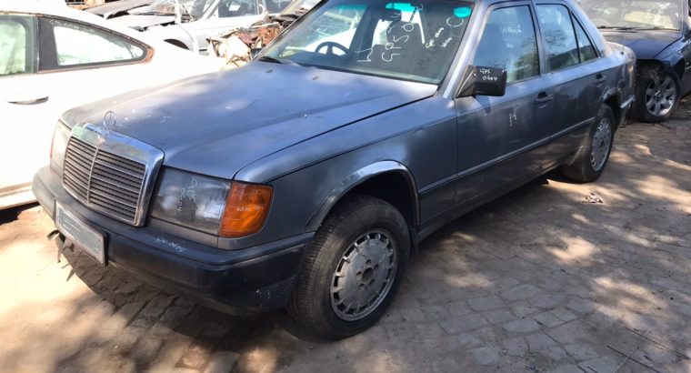 Mercedes-Benz 260E W124 Stripping for Used Spares Parts