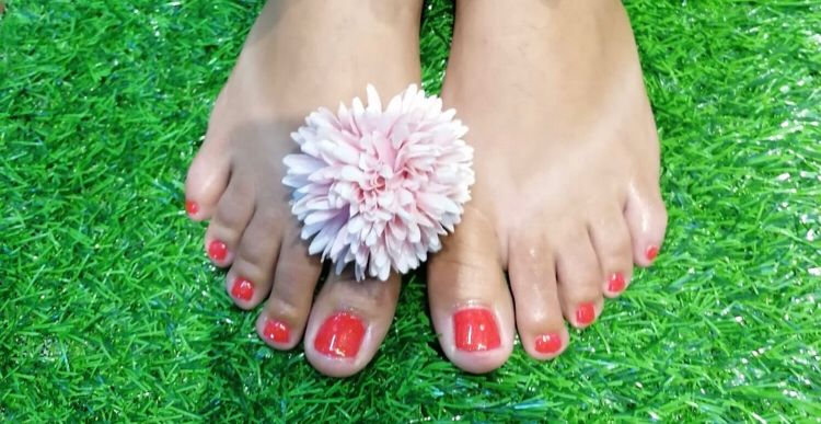 Mani/Pedi Specials – InnsCape Classic Hotel