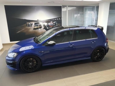 2016 Volkswagen Golf R Auto