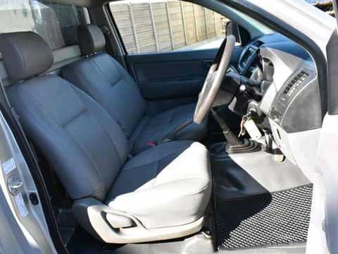 2009 Toyota Hilux 2.5D-4D SRX