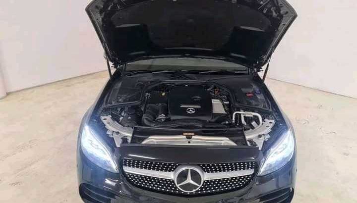 Mercedes Benz