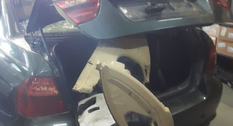 BMW E90 320D STRIPPING FOR SPARES