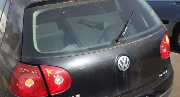 VW GOLF STRIPPING FOR SPARES