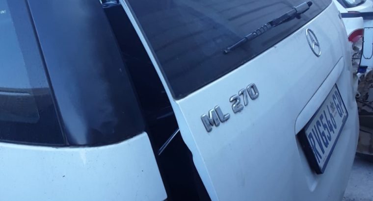 MERCEDES ML 270 STRIPPING FOR SPARES