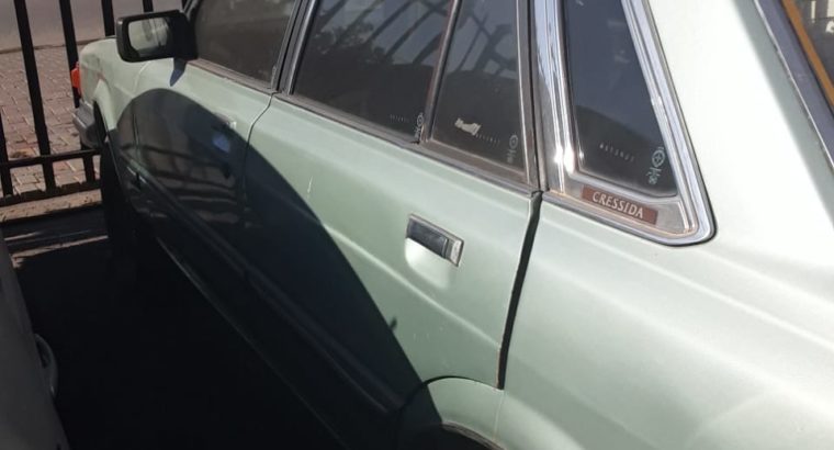 TOYOTA CRESSIDA GLI.6 STRIPPING FOR SPARES