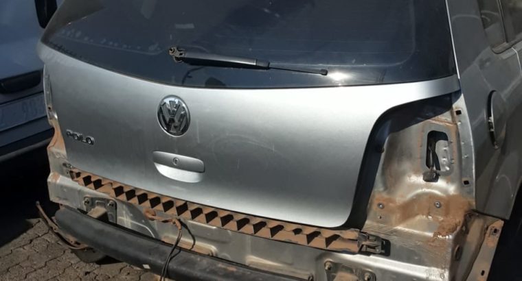 VW POLO STRIPPING FOR SPARES
