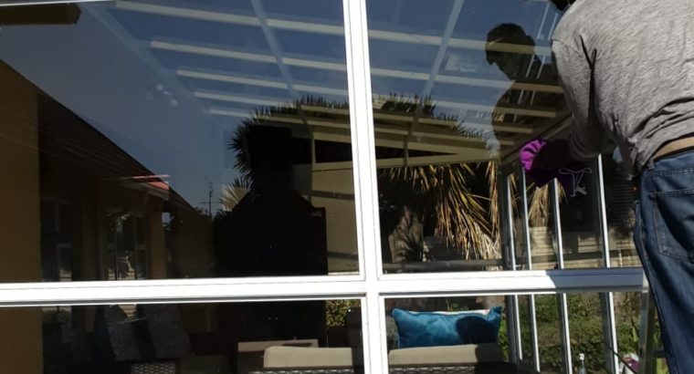 We clean Windows exterior and interior