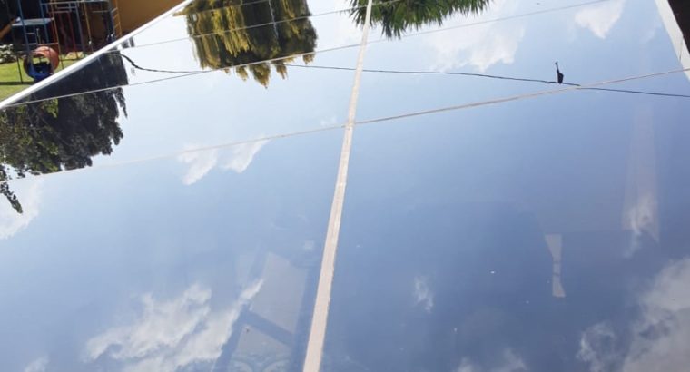 We clean Windows exterior and interior