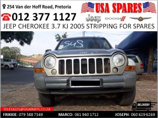Jeep Cherokee 3.7 KJ 2005 stripping for spares