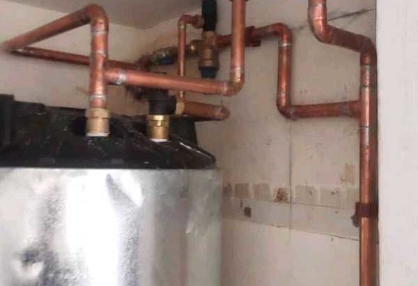 Plumbers and electricians Geyser Drainage solutions burst pipes