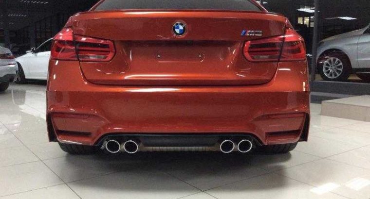 2017 BMW M3 SERIES AUTO FEATURES