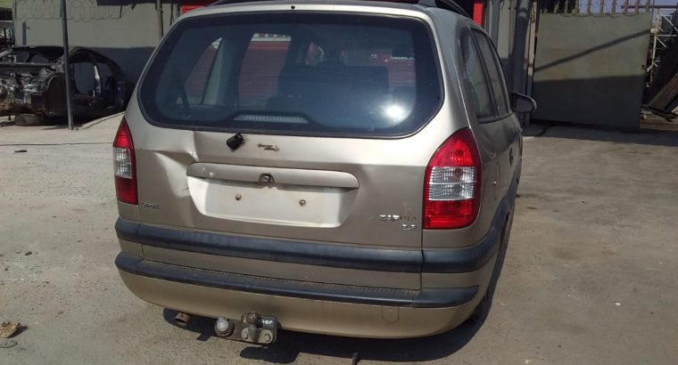 Opel Zafira 2.2 Auto stripping for spare parts