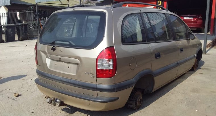 Opel Zafira 2.2 Auto stripping for spare parts