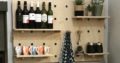 Medium wooden decorating pegboard set