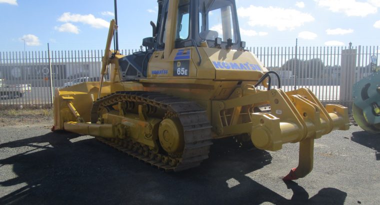 2005 KOMATSU D65E-12 DOZER FOR SALE